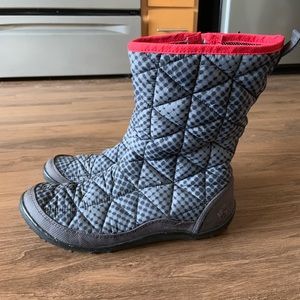 Columbia Women’s Minx Omni Heat Slip On Boots